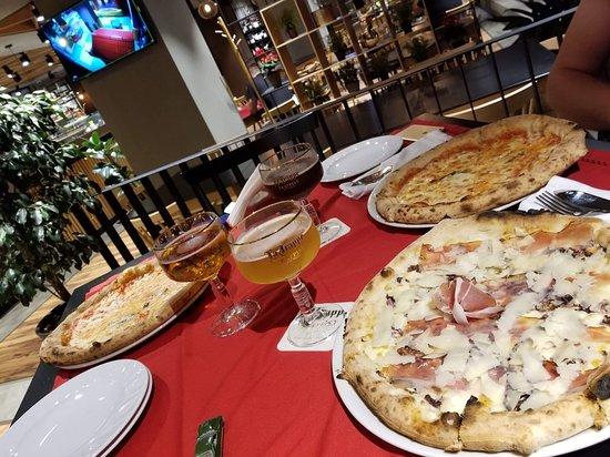 Pizzeria Pavarotti